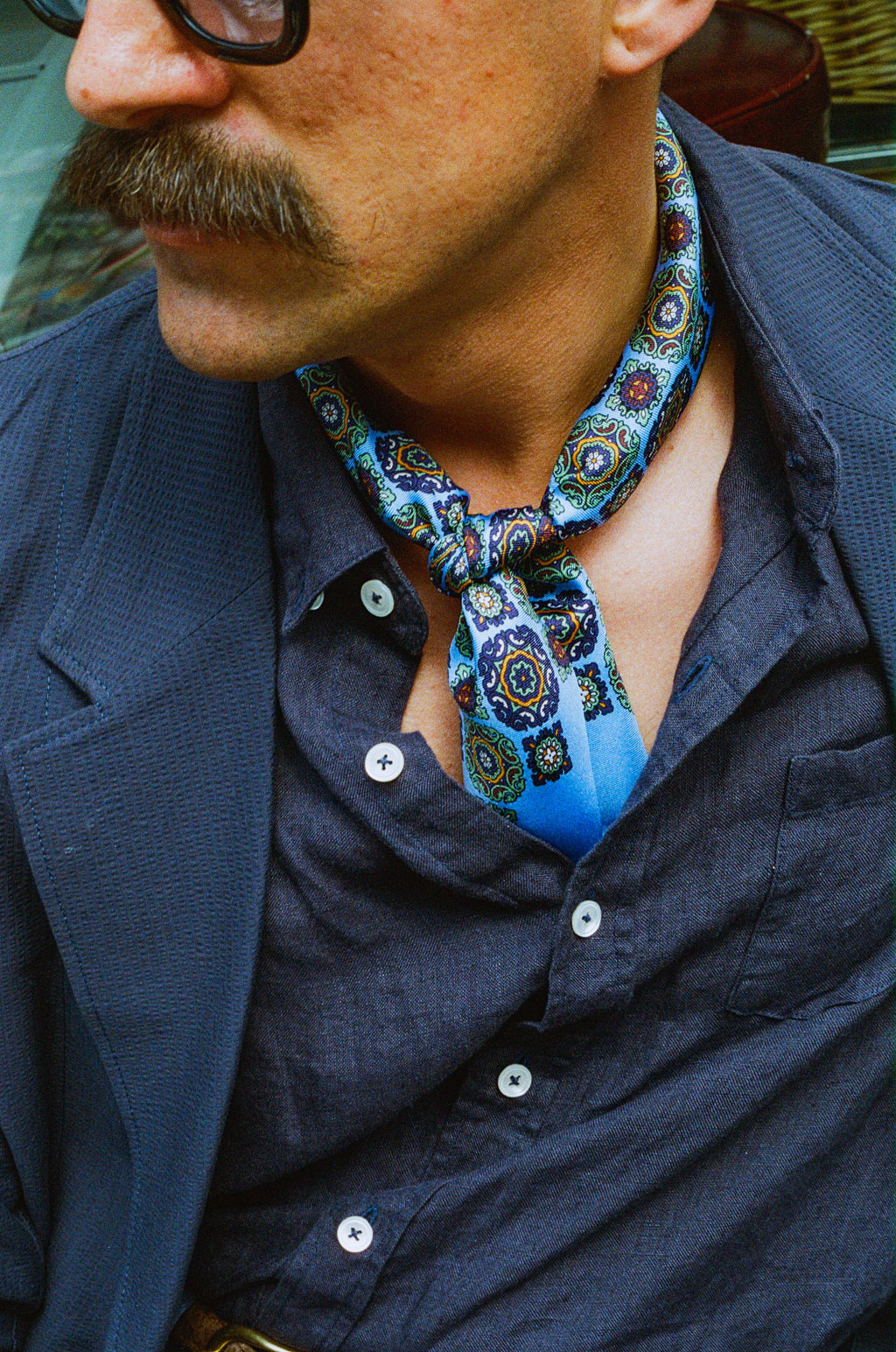 ソーホー スカーフ - メンズ シルク スカーフ & ポケット