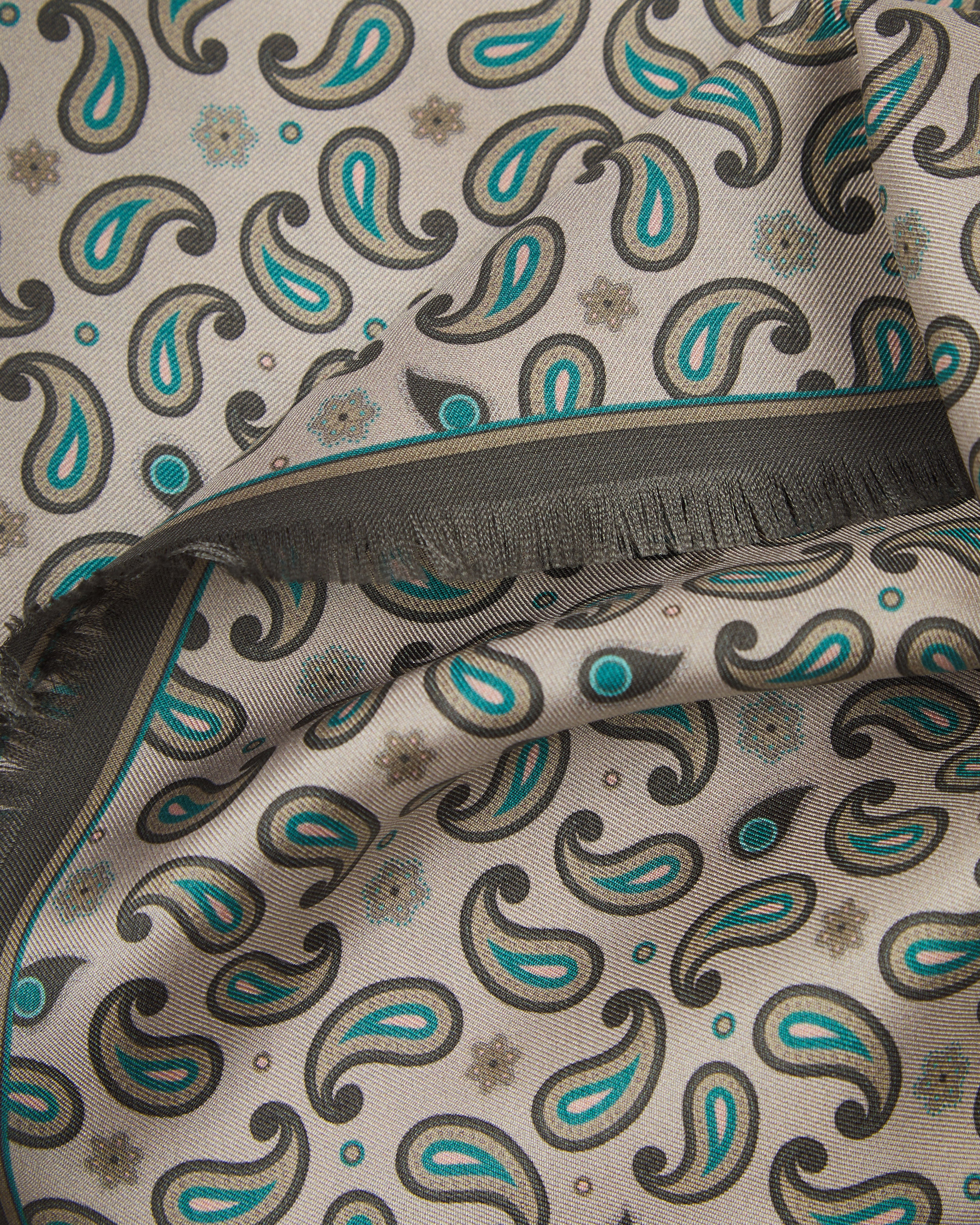 The London Scarf — Highbury in Khaki