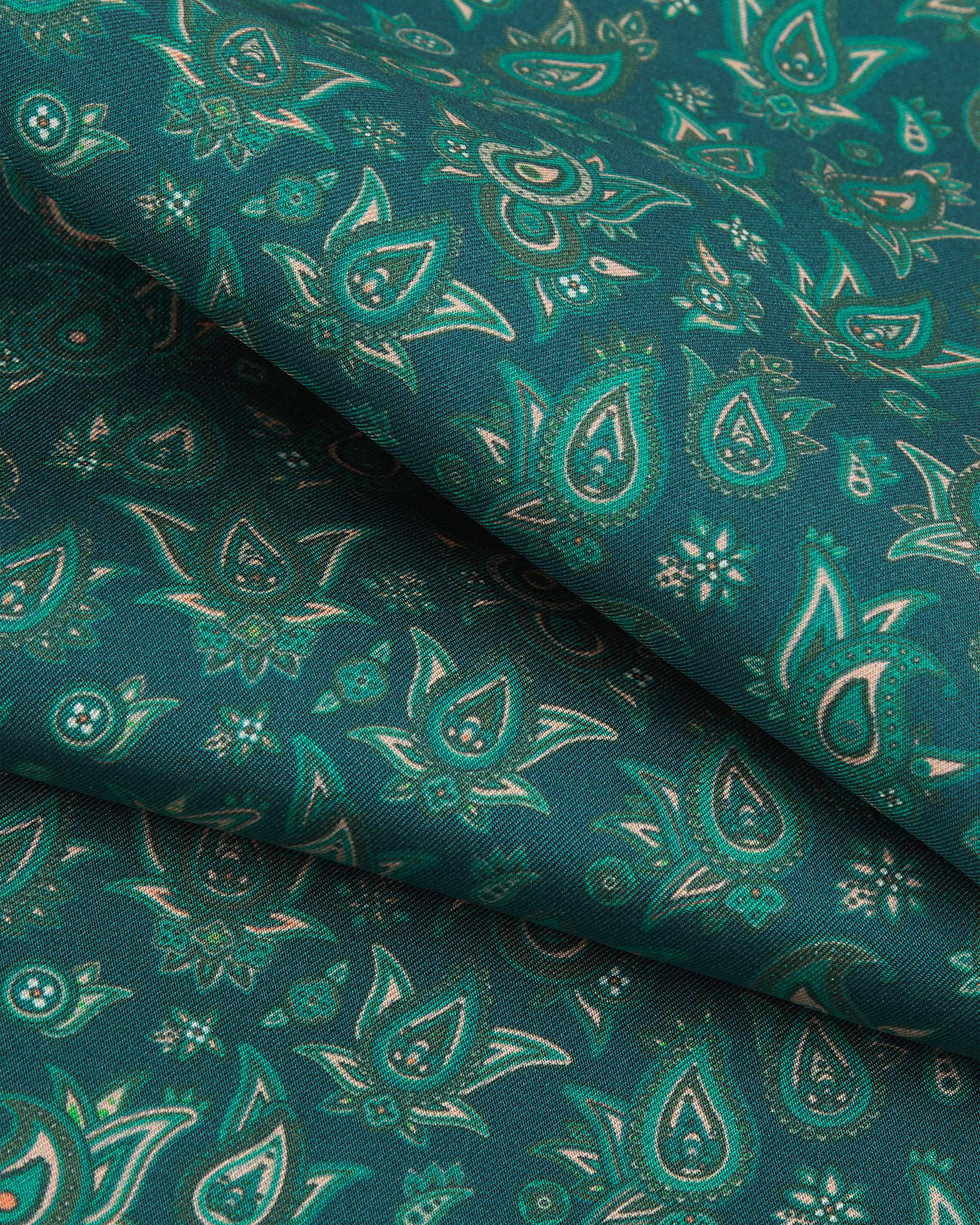 Men's Silk Paisley Scarf in Emerald - The Buttermere